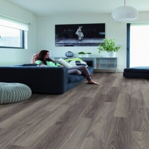 SUELO LAMINADO DISFLOOR III TOP AC5 CLASE 32 8MM ,INSTALACION INCLUIDA